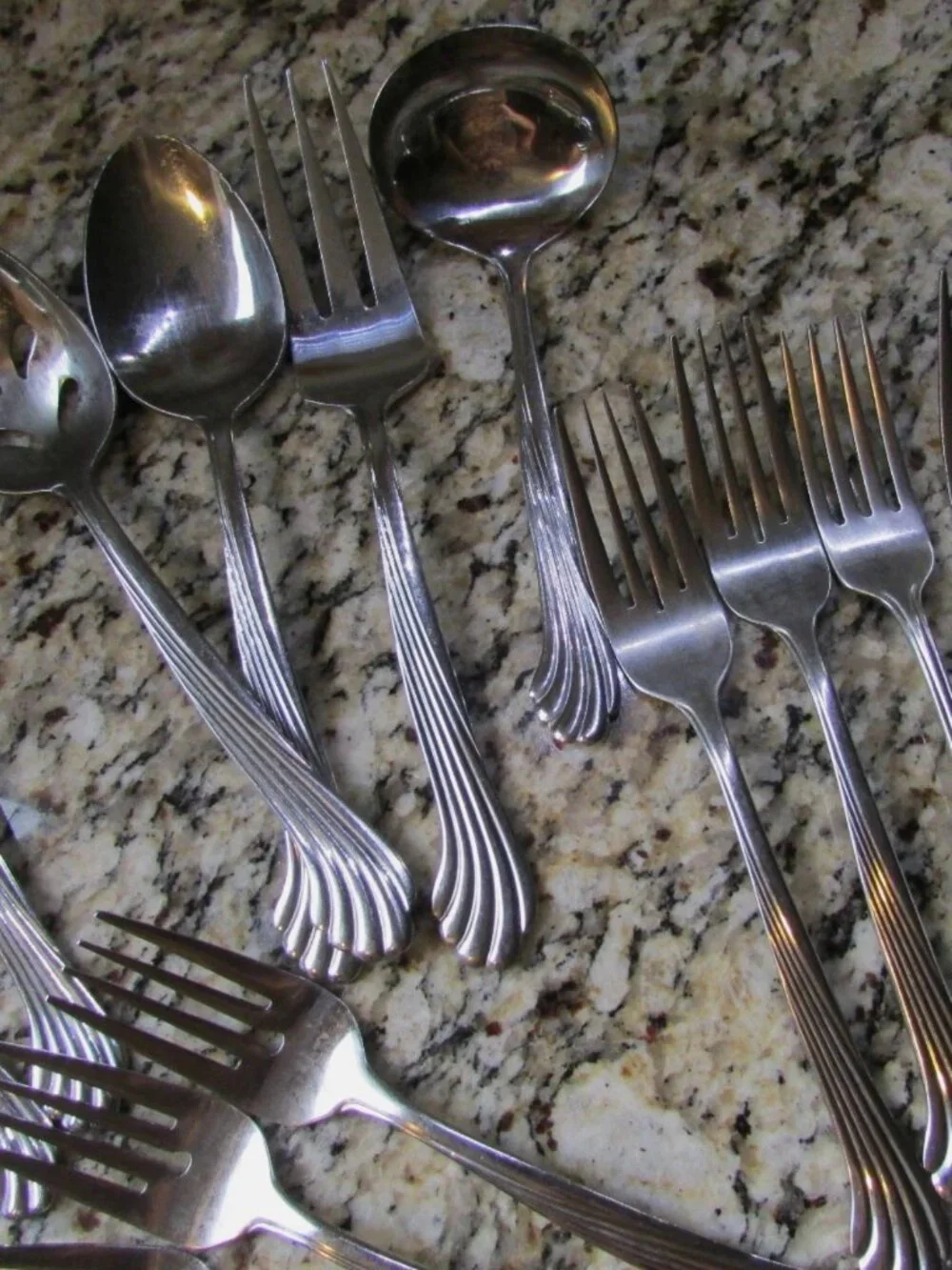 VINTAGE STANLEY ROBERTS SILVERWARE SET